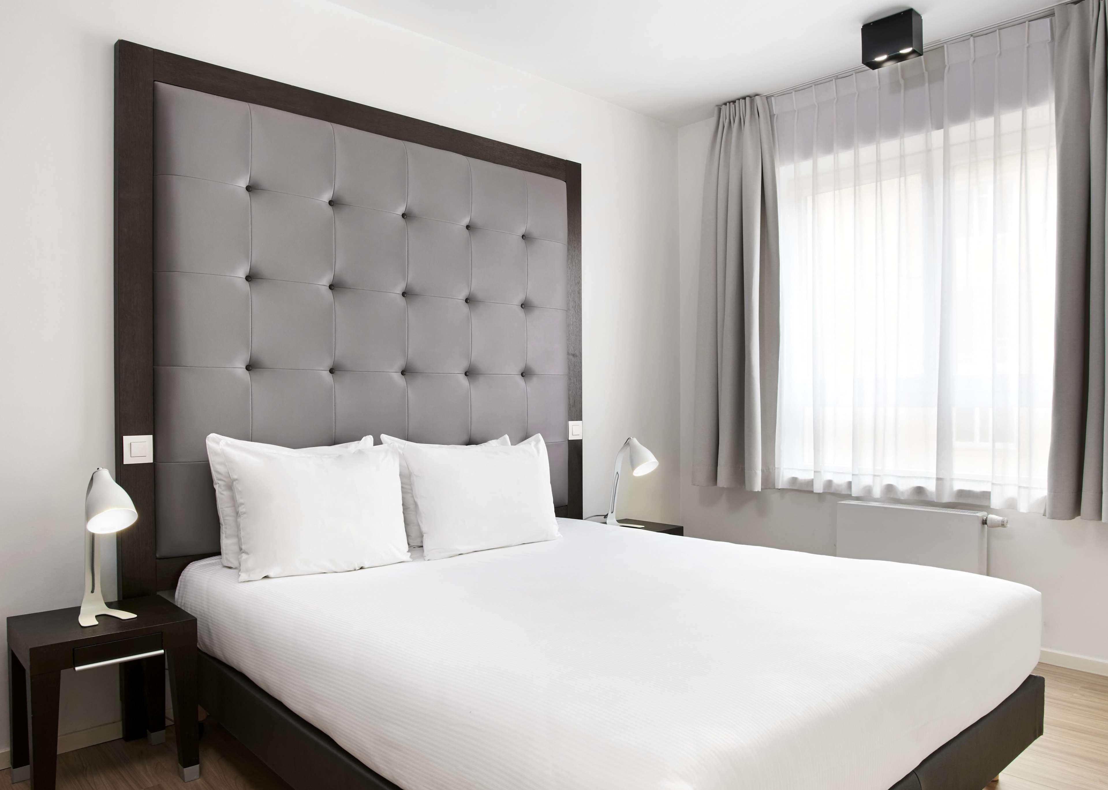 Hilton Garden Inn Brussels City Centre Bagian luar foto